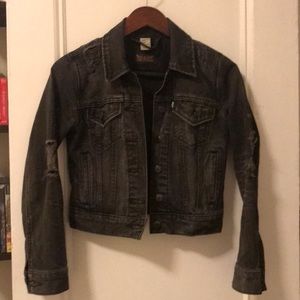 Levi’s cropped distressed jacket XS